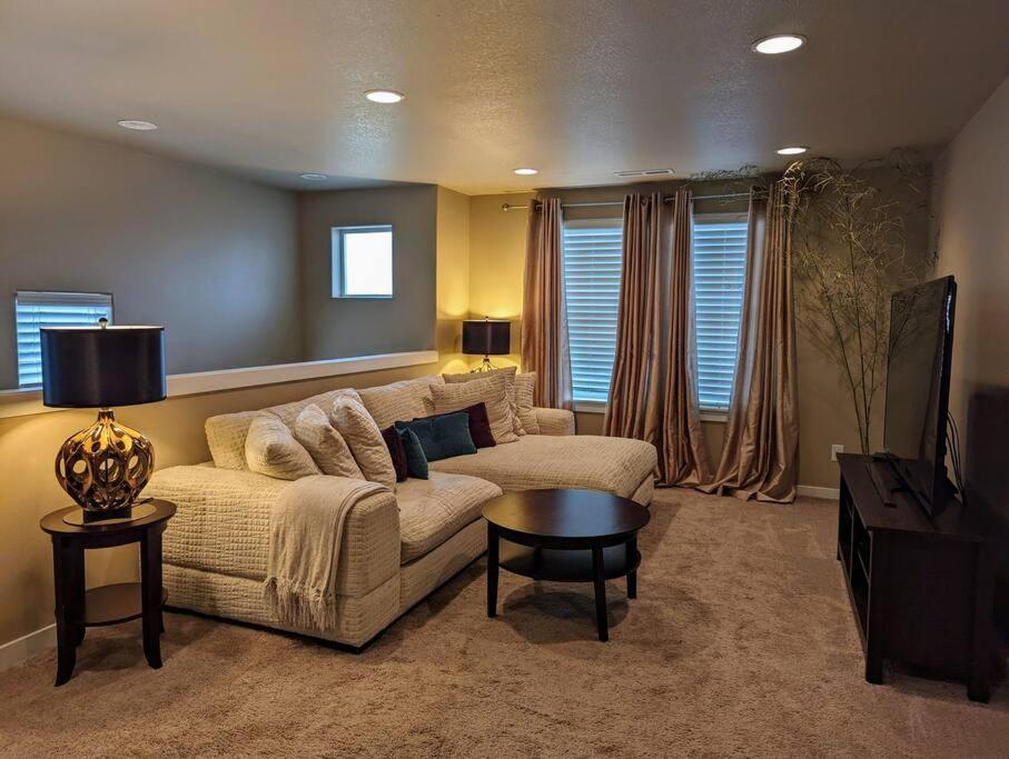 Spacious 3-Bedroom Home With Outdoor Space Eugene Exterior foto